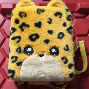 Na! Na! Na! Surprise 3-in-1 Backpack Bedroom Playset